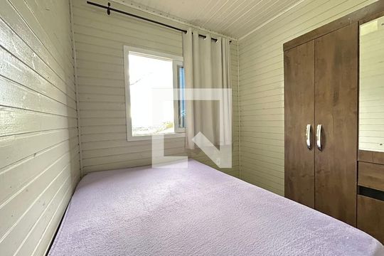 Quarto 2 de apartamento para alugar com 2 quartos, 40m² em Alto Ribeirão Leste, Florianópolis