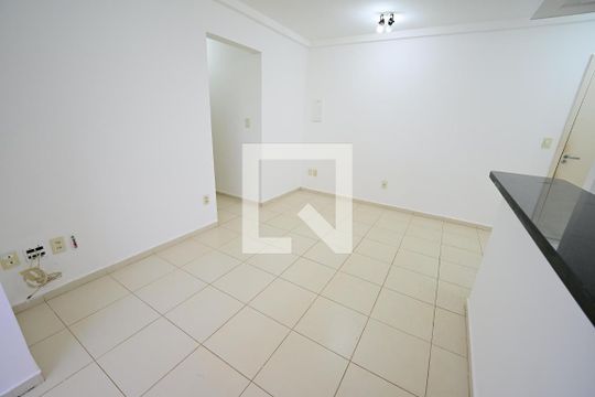 Apartamento à venda com 2 quartos, 59m² em Vila Rosa, Goiânia