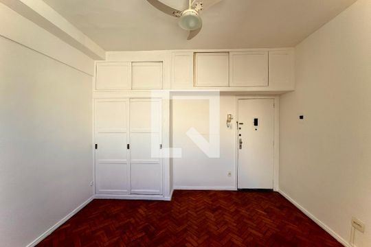 Apartamento para alugar com 1 quarto, 25m² em Catete, Rio de Janeiro