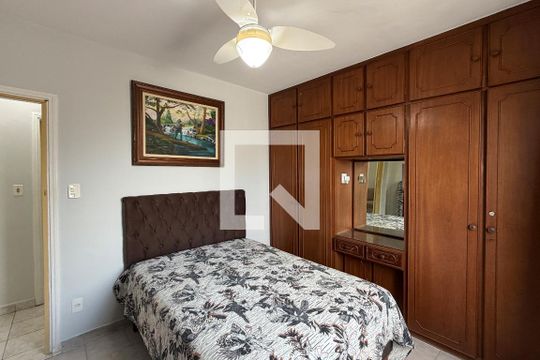 Quarto de apartamento para alugar com 1 quarto, 51m² em Gonzaga, Santos