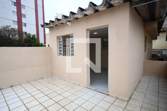 Quarto 1 de casa para alugar com 3 quartos, 110m² em Centro, Osasco