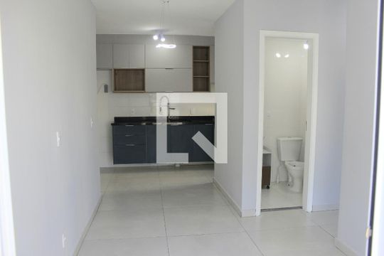 Sala de apartamento para alugar com 2 quartos, 44m² em Jardim Normandia, Guarulhos
