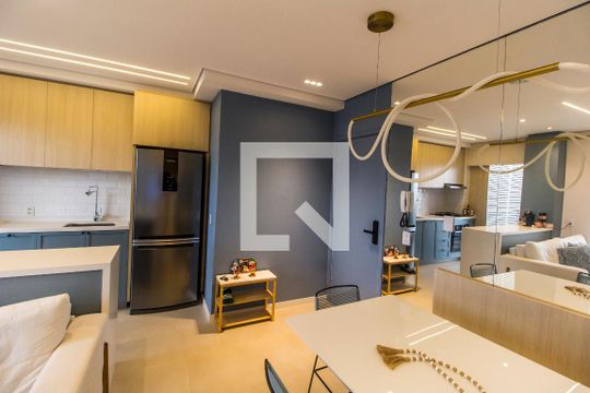 Sala de apartamento para alugar com 2 quartos, 52m² em Alphaville Empresarial, Barueri