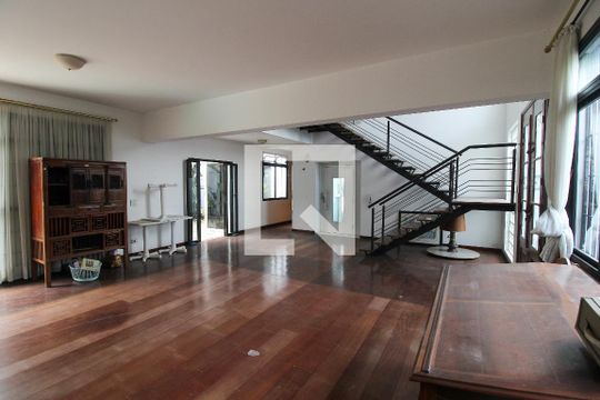 Sala de casa à venda com 4 quartos, 697m² em Butantã, São Paulo