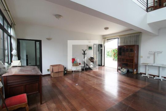 Sala de casa à venda com 4 quartos, 697m² em Butantã, São Paulo