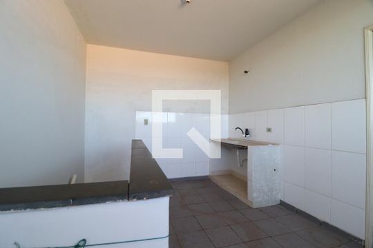 Cozinha de kitnet/studio para alugar com 1 quarto, 40m² em Pacaembu, Uberlândia