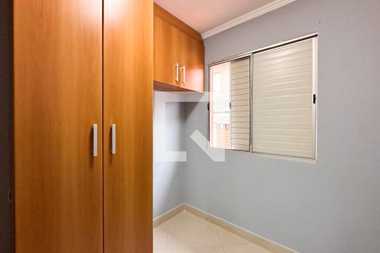 Quarto 1 de casa de condomínio para alugar com 3 quartos, 77m² em Jardim das Quatro Marias, São Bernardo do Campo