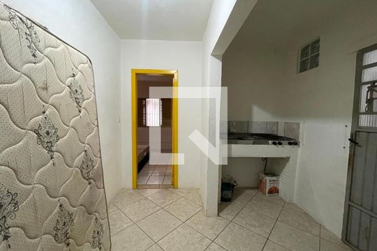 Kitnet/Studio para alugar com 1 quarto, 28m² em Feitoria, São Leopoldo