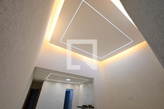 Casa para alugar com 2 quartos, 114m² em Loteamento Alphaville Residencial, Goiânia