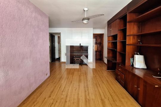 Sala de apartamento para alugar com 2 quartos, 84m² em Ingá, Niterói