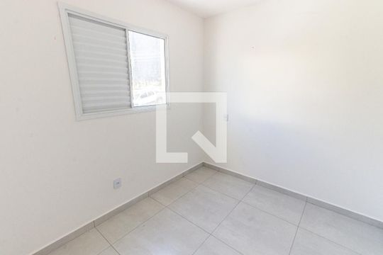 Quarto 1 de apartamento para alugar com 2 quartos, 39m² em Vila Bertioga, São Paulo
