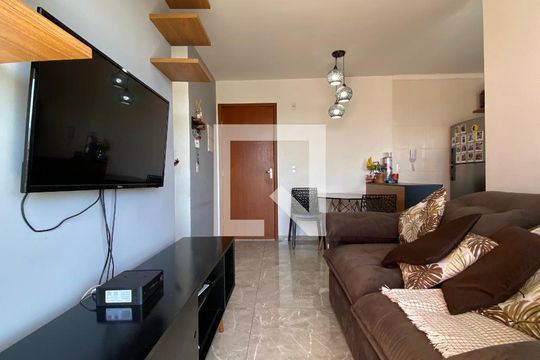 Sala de apartamento à venda com 2 quartos, 45m² em Helena Maria, Osasco