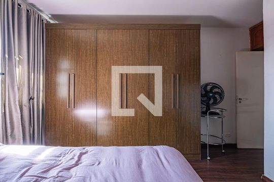 Quarto 1 de apartamento para alugar com 3 quartos, 96m² em Pinheiros, São Paulo