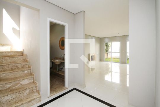 Hall Entrada de casa de condomínio para alugar com 4 quartos, 189m² em Jardim Passargada I, Cotia