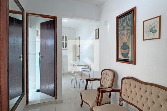 Sala de apartamento para alugar com 1 quarto, 44m² em Boqueirão, Santos
