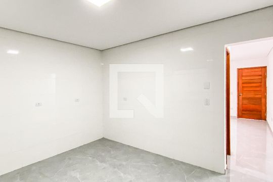 Cozinha  de casa à venda com 2 quartos, 80m² em Vila Paranagua, São Paulo