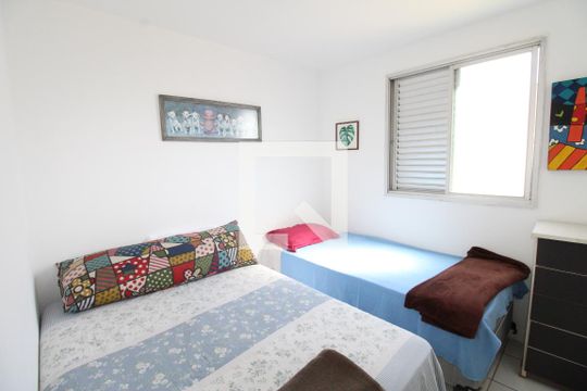 Quarto 1 de apartamento para alugar com 2 quartos, 46m² em Jardim Ismenia, São José dos Campos