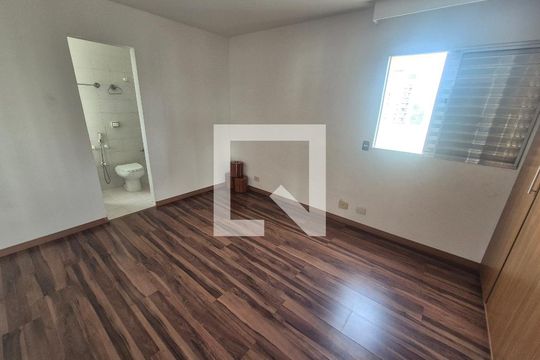 Quarto de apartamento à venda com 1 quarto, 136m² em Real Parque, São Paulo