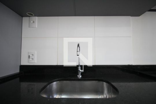 Sala/Cozinha de apartamento para alugar com 1 quarto, 24m² em Panamby, São Paulo