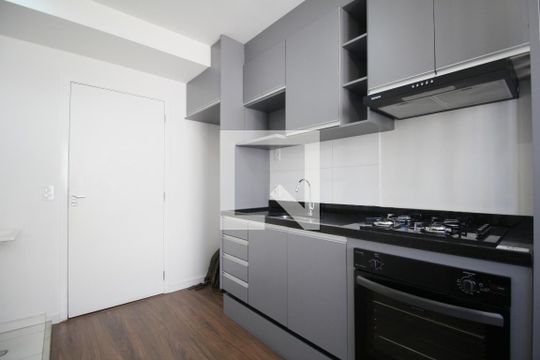 Sala/Cozinha de apartamento para alugar com 1 quarto, 24m² em Panamby, São Paulo