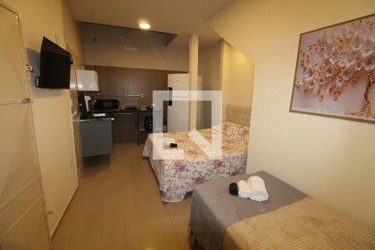 Quarto / Cozinha de kitnet/studio para alugar com 1 quarto, 28m² em Vila Industrial, São José dos Campos