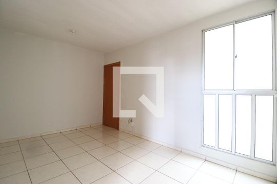 Apartamento para alugar com 2 quartos, 47m² em Jardim Canaã, Uberlândia
