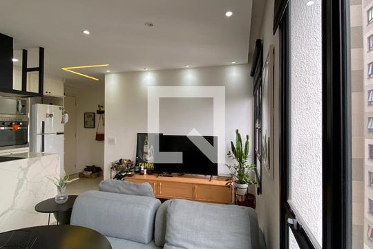 Sala - Cozinha de kitnet/studio à venda com 1 quarto, 35m² em Presidente Altino, Osasco