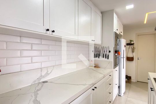 Sala - Cozinha de kitnet/studio à venda com 1 quarto, 35m² em Presidente Altino, Osasco