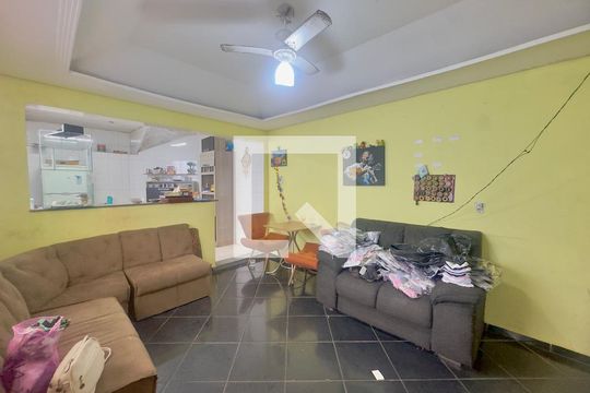 Casa à venda com 2 quartos, 125m² em Jardim Presidente Dutra, Guarulhos