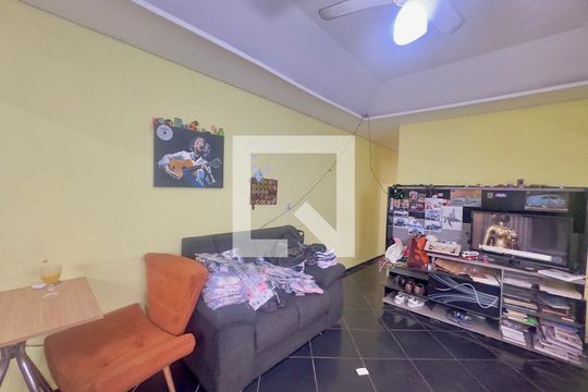 Casa à venda com 2 quartos, 125m² em Jardim Presidente Dutra, Guarulhos
