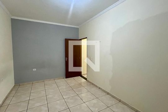 Quarto 1 de casa para alugar com 2 quartos, 131m² em Vila Real, Guarulhos
