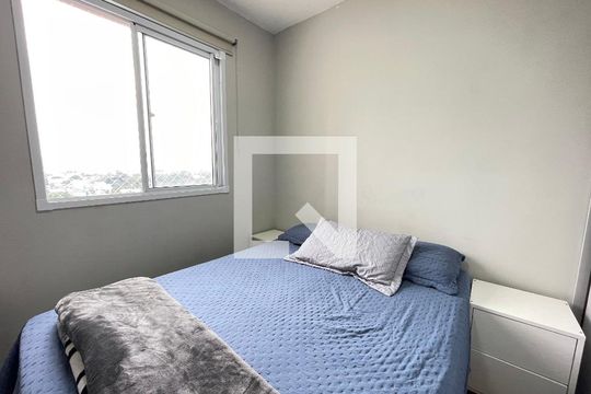 Quarto 1 de apartamento para alugar com 2 quartos, 32m² em Jardim Celeste, São Paulo
