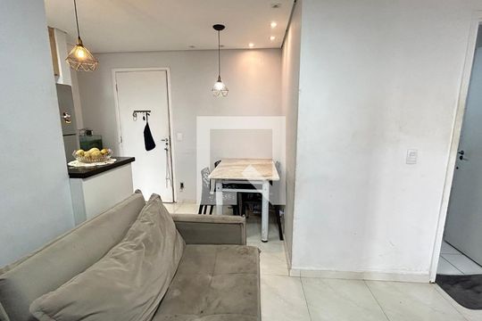 Sala de apartamento à venda com 2 quartos, 44m² em Vila Itapegica, Guarulhos