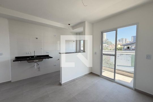 Apartamento para alugar com 1 quarto, 42m² em Vila Bertioga, São Paulo