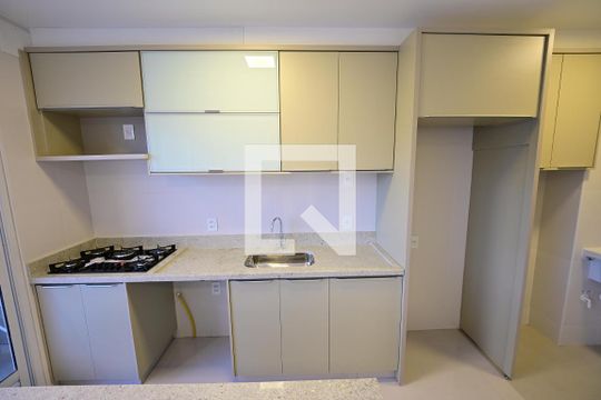 Apartamento à venda com 3 quartos, 114m² em Setor Bueno, Goiânia