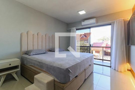Quarto de casa à venda com 3 quartos, 133m² em Hípica, Porto Alegre