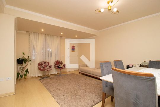 Casa à venda com 3 quartos, 185m² em Novo Mundo, Curitiba