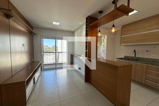 Sala de apartamento à venda com 3 quartos, 73m² em Tamboré, Barueri
