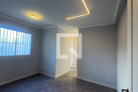 Sala de apartamento à venda com 2 quartos, 44m² em Campo Grande, Rio de Janeiro