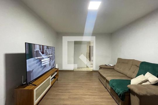 Casa à venda com 3 quartos, 625m² em Feitoria, São Leopoldo