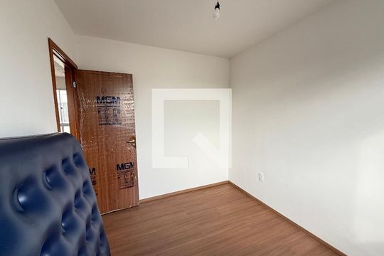 Quarto 2 de apartamento à venda com 2 quartos, 47m² em Praia, Contagem