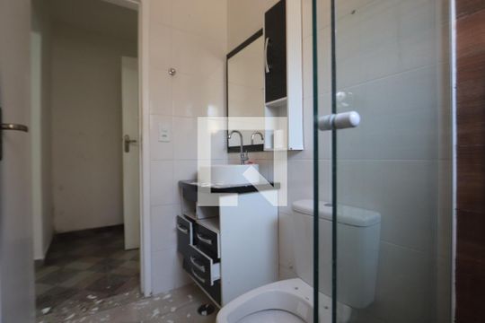 Banheiro da Suíte de casa à venda com 2 quartos, 120m² em Vila Portuguesa, São Paulo