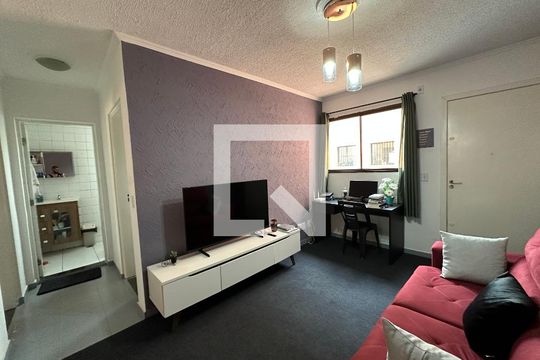 Sala de apartamento à venda com 2 quartos, 55m² em Residencial Morada dos Lagos, Barueri