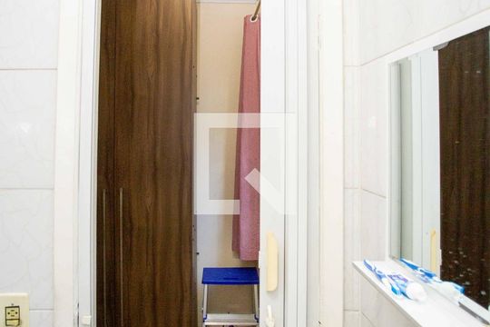 Banheiro da Suíte de casa à venda com 4 quartos, 100m² em Centro, Diadema