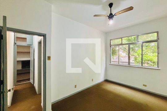 Casa à venda com 4 quartos, 196m² em Botafogo, Rio de Janeiro
