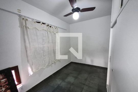 Casa de Condomínio para alugar com 2 quartos, 85m² em Braga, Cabo Frio