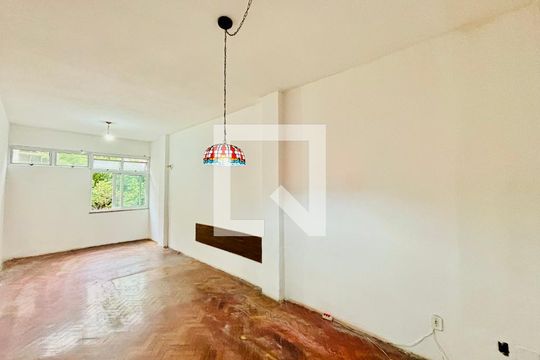 Sala/Quarto de apartamento para alugar com 1 quarto, 36m² em Ipanema, Rio de Janeiro