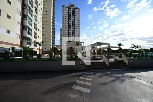 Apartamento à venda com 3 quartos, 93m² em Condomínio Esmeralda, Goiânia