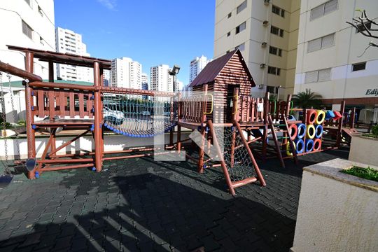 Apartamento à venda com 3 quartos, 93m² em Condomínio Esmeralda, Goiânia