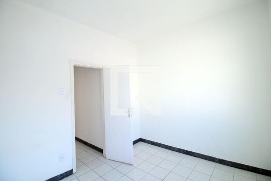 Quarto 1 de apartamento para alugar com 2 quartos, 73m² em Vicente de Carvalho, Rio de Janeiro